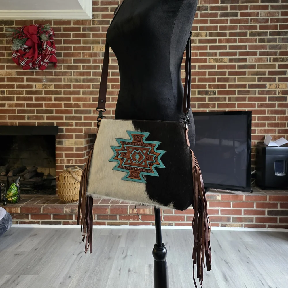 American Darling Turquoise and Brown Aztec Shoulder Bag - Picture 3 of 4